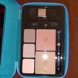 Take it all beauty kit